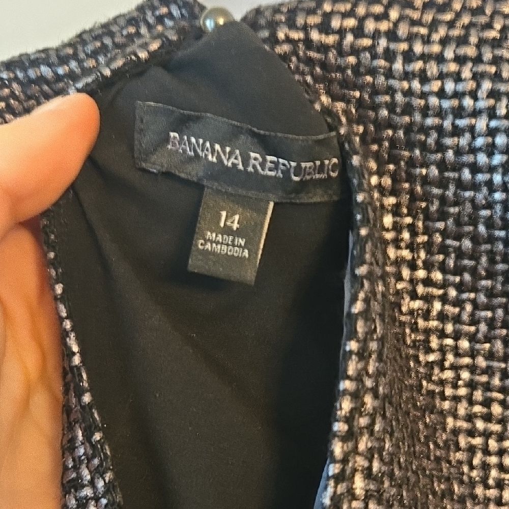 Banana Republic Gray and Black Sheath Mini Dress - Picture 2 of 4